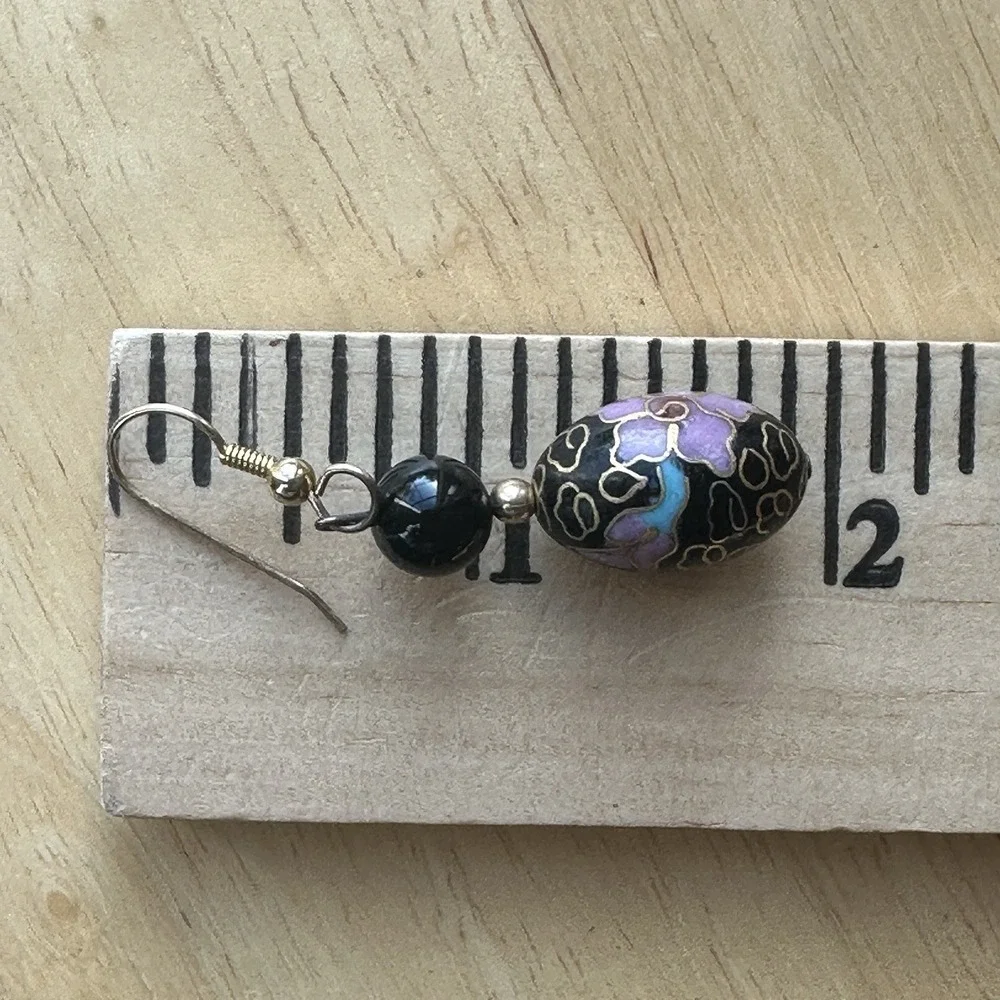VTG Cloisonné Dangle Hook Earrings 1.875 Inch Black Pink Floral Enamel Bead Gold
